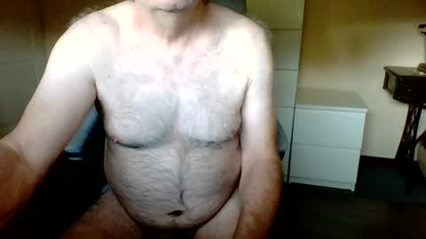 pluchet online show from 06-25-26, 05:12