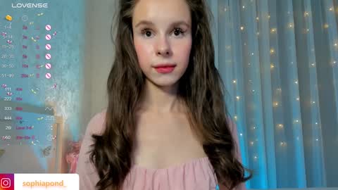 Sophie online show from 01-01-25, 03:46