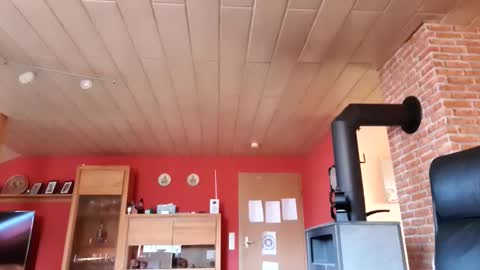 Snapshot of pointman72 chatting on 03-12-26, 07:25 pointman72 online show from 03-12-26, 07:25