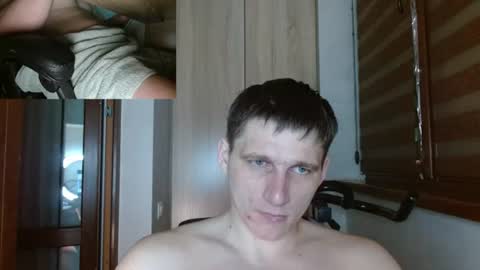 Snapshot of poliglotjoe2 chatting on 06-16-26, 05:15 Poliglotjoe2 online show from 06-16-26, 05:15
