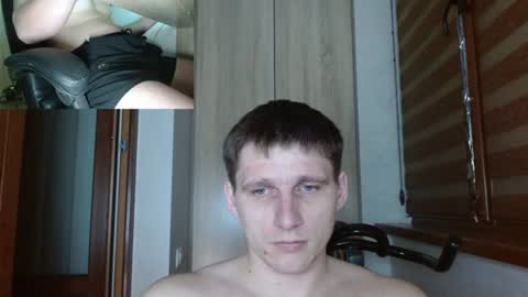 Snapshot of poliglotjoe2 chatting on 06-21-26, 12:46 Poliglotjoe2 online show from 06-21-26, 12:46