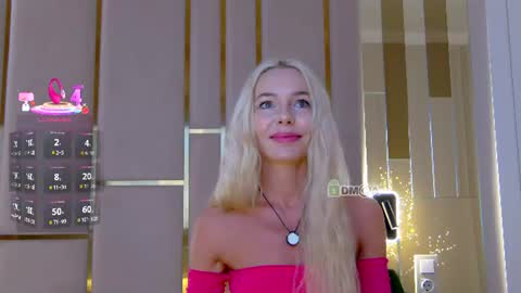 Snapshot of poliina chatting on 07-06-26, 11:51 Polina online show from 07-06-26, 11:51