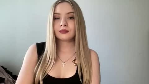 polishangel222 online show from 04-25-26, 02:25