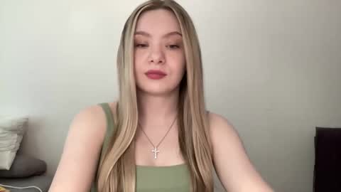 polishangel222 online show from 06-01-26, 01:02