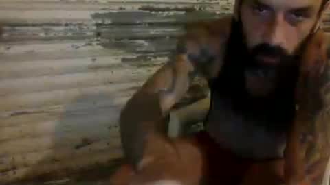 Snapshot of polla101 chatting on 06-24-26, 10:42 aquiles online show from 06-24-26, 10:42
