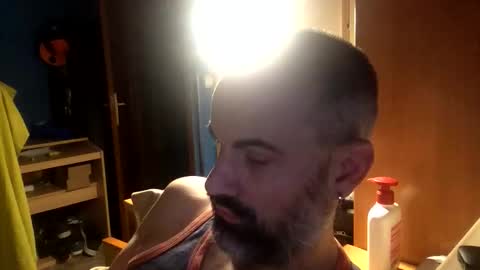 Snapshot of pollito1985 chatting on 02-15-26, 05:37 DIEGO O DIEGUITO online show from 02-15-26, 05:37