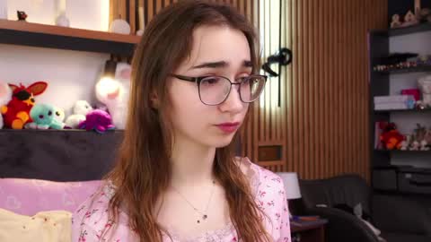 Polly online show from 03-27-26, 12:05