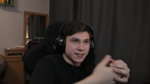 Snapshot of polly_candyy chatting on 04-03-26, 09:02 polly_candyy online show from 04-03-26, 09:02