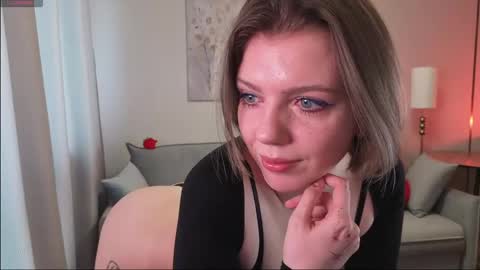 Polly online show from 04-24-26, 11:34