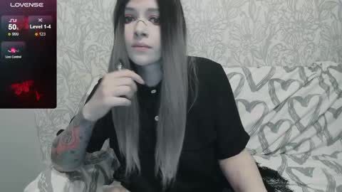 Polly online show from 04-16-26, 06:52