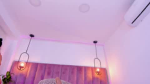 POLLY online show from 03-25-26, 10:21