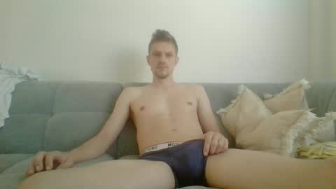 Snapshot of polsenos chatting on 06-24-26, 06:45 polsenos online show from 06-24-26, 06:45