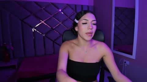 poly sasha  online show from 02-04-26, 03:56