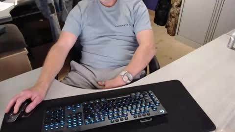 Dave online show from 12-02-25, 05:41