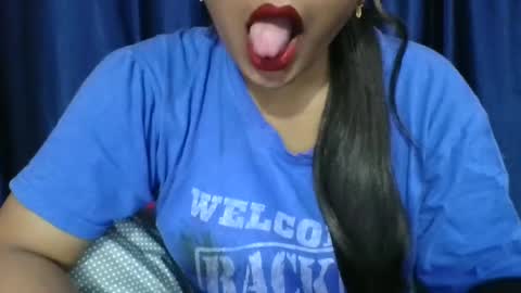 Snapshot of poojalady chatting on 06-22-26, 04:20 poojalady online show from 06-22-26, 04:20