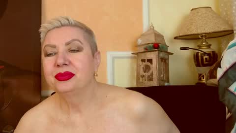 Snapshot of posh_lady chatting on 05-01-26, 09:41 LADY POSH online show from 05-01-26, 09:41
