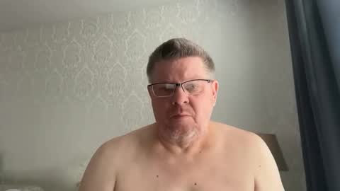 pounderesss online show from 05-03-26, 05:30
