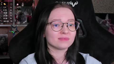 Robyn online show from 04-18-26, 09:59