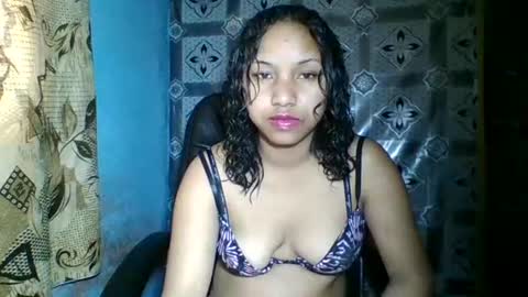 Snapshot of power_sexy chatting on 07-14-26, 04:06 LARISSAH online show from 07-14-26, 04:06