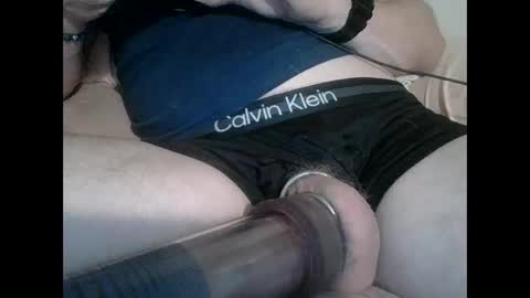 Snapshot of powthunder85 chatting on 05-06-26, 06:52 powthunder85 online show from 05-06-26, 06:52