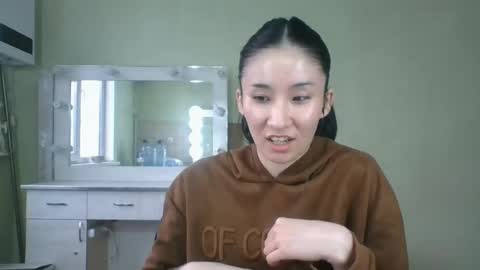 Snapshot of preciouscianciola chatting on 04-15-26, 11:17 Hana online show from 04-15-26, 11:17