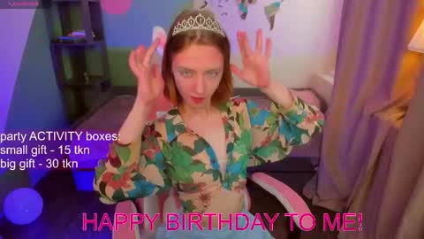 Lady vikki  online show from 06-06-26, 06:51