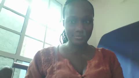 Karol online show from 03-12-25, 10:48