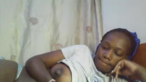 Karol online show from 09-23-25, 02:47