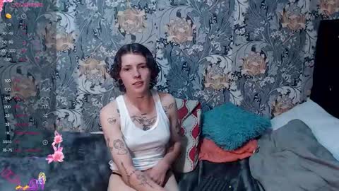 pretty_cristal22 online show from 05-23-26, 01:55