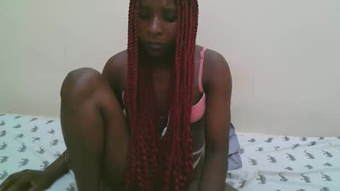 pretty online show from 03-12-26, 11:05