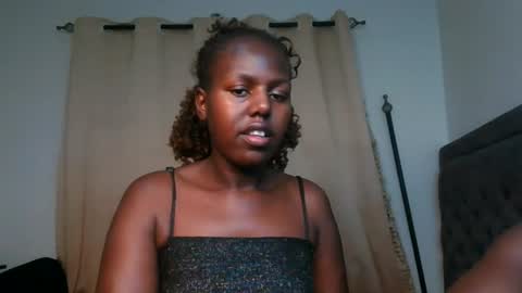 pretty_empress online show from 08-04-26, 07:27