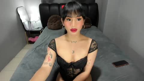 Snapshot of pretty_glinda chatting on 06-23-26, 08:34 pretty_glinda online show from 06-23-26, 08:34