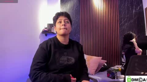pretty_honey22 online show from 05-31-26, 07:59