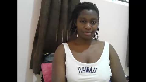 Snapshot of pretty_kylah chatting on 03-18-26, 12:52 pretty_kylah online show from 03-18-26, 12:52