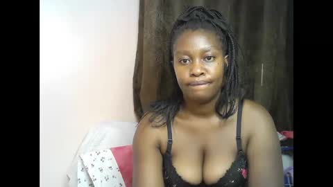 pretty_kylah online show from 05-18-26, 03:24