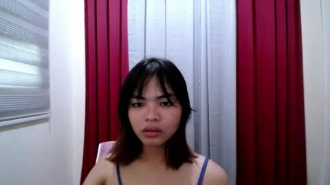 Snapshot of pretty_little_baby18 chatting on 06-15-26, 05:53 Venus online show from 06-15-26, 05:53