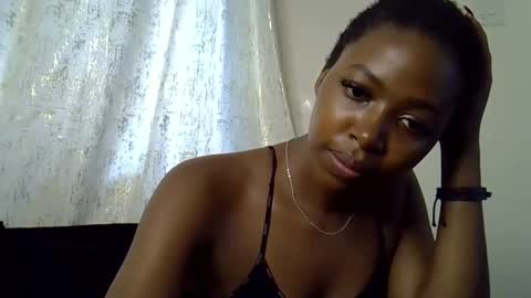 Snapshot of pretty_petite24 chatting on 05-15-26, 09:49 pretty_petite24 online show from 05-15-26, 09:49