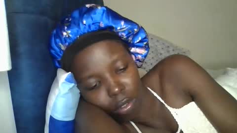 pretty_petite_ebony online show from 02-13-26, 02:29