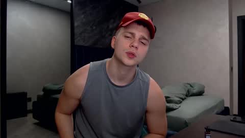 Justin online show from 03-06-25, 06:52