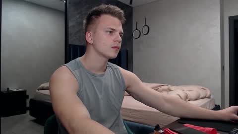 Justin online show from 10-06-25, 04:10