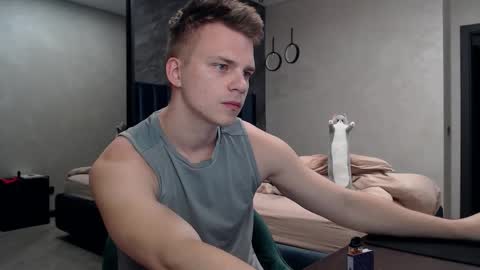 Justin online show from 10-09-25, 03:26