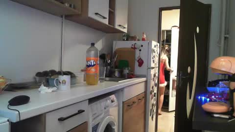 Alma online show from 12-25-24, 12:05