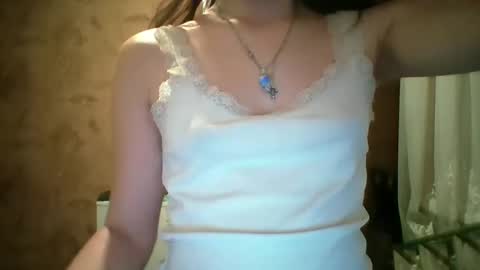 Bella online show from 05-25-26, 08:48