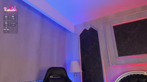 Snapshot of prettybullet chatting on 06-25-26, 12:20 GTM-5 online show from 06-25-26, 12:20
