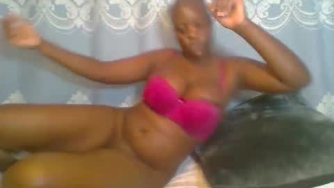 SHANIA online show from 04-14-26, 10:16