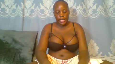 SHANIA online show from 04-23-26, 07:38