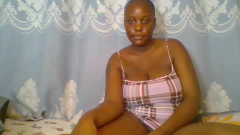 SHANIA online show from 04-25-26, 02:47