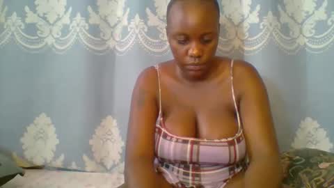 SHANIA online show from 04-26-26, 05:38