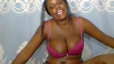 SHANIA online show from 06-24-26, 09:47