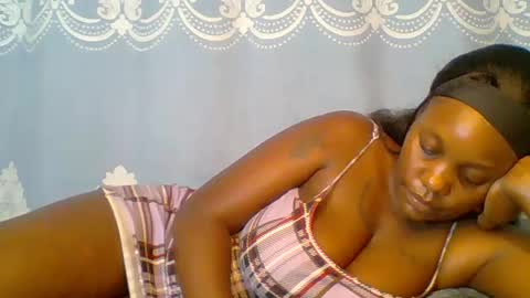 SHANIA online show from 07-25-26, 10:18
